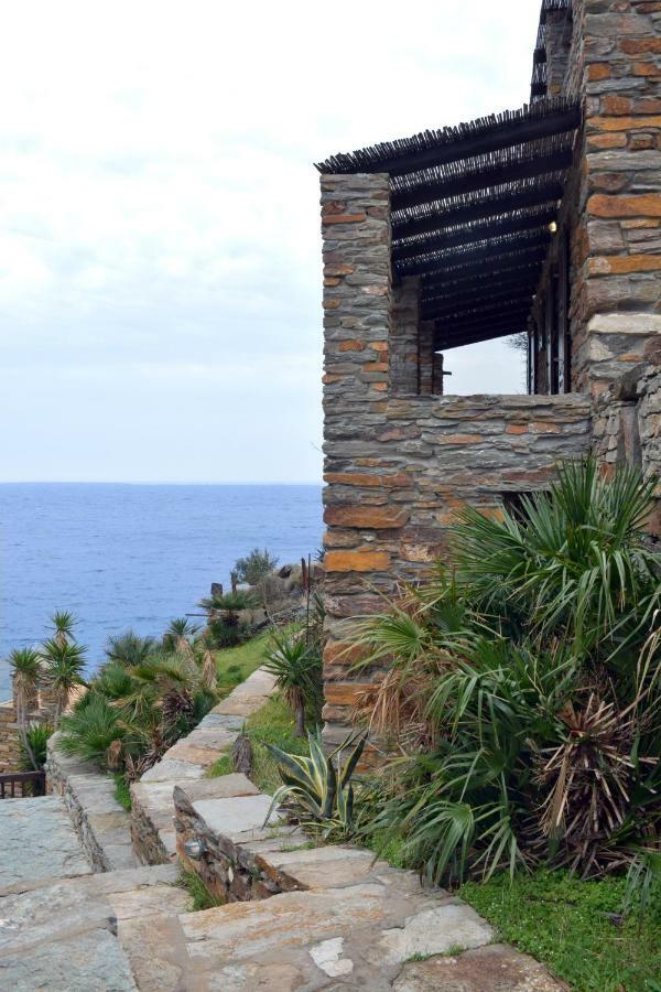 Waterfront Villa Spathi  Exterior photo
